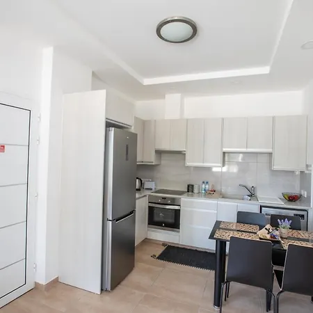 Panayia Sea View Apts * Протарас