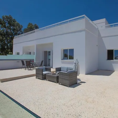 Panayia Sea View Apts Апартаменти Протарас