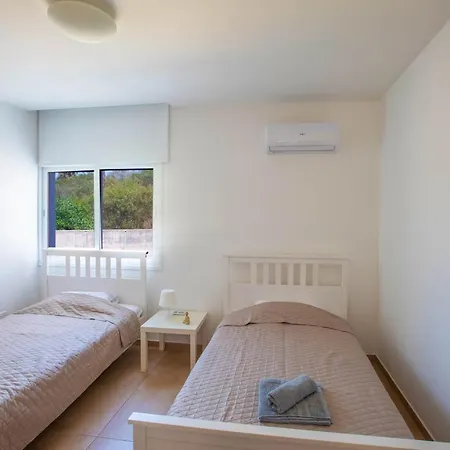 Panayia Sea View Apts * Протарас
