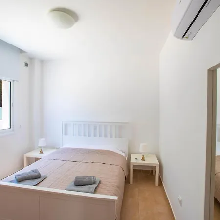 Panayia Sea View Apts Апартаменти