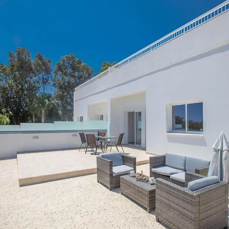 Panayia Sea View Apts * Протарас